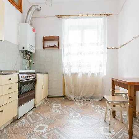 подобово у львові на вулиці щепкіна 5 * 리비프