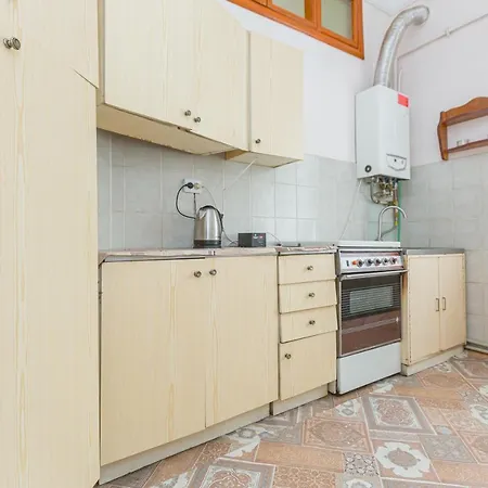 подобово у львові на вулиці щепкіна 5 * Lviv