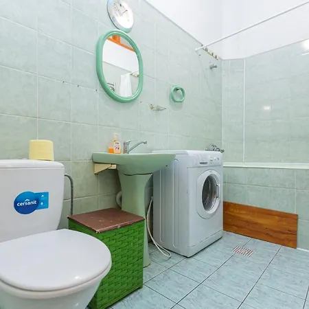 подобово у львові на вулиці щепкіна 5 * Lviv